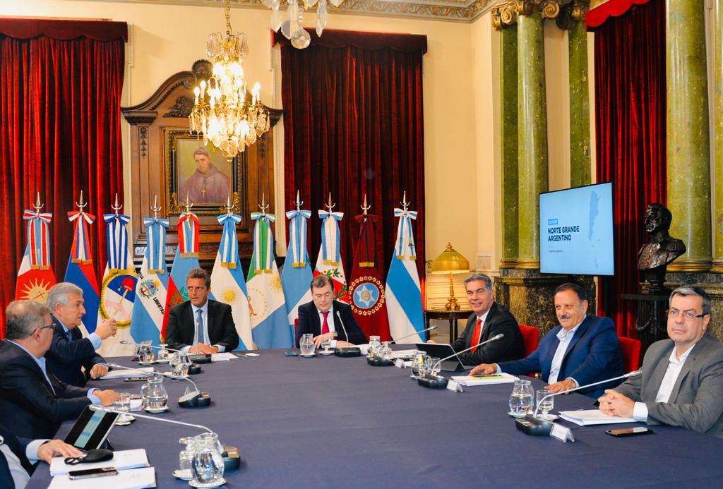 Los gobernadores del Norte Grande le pidieron a Massa proyectos para esa región