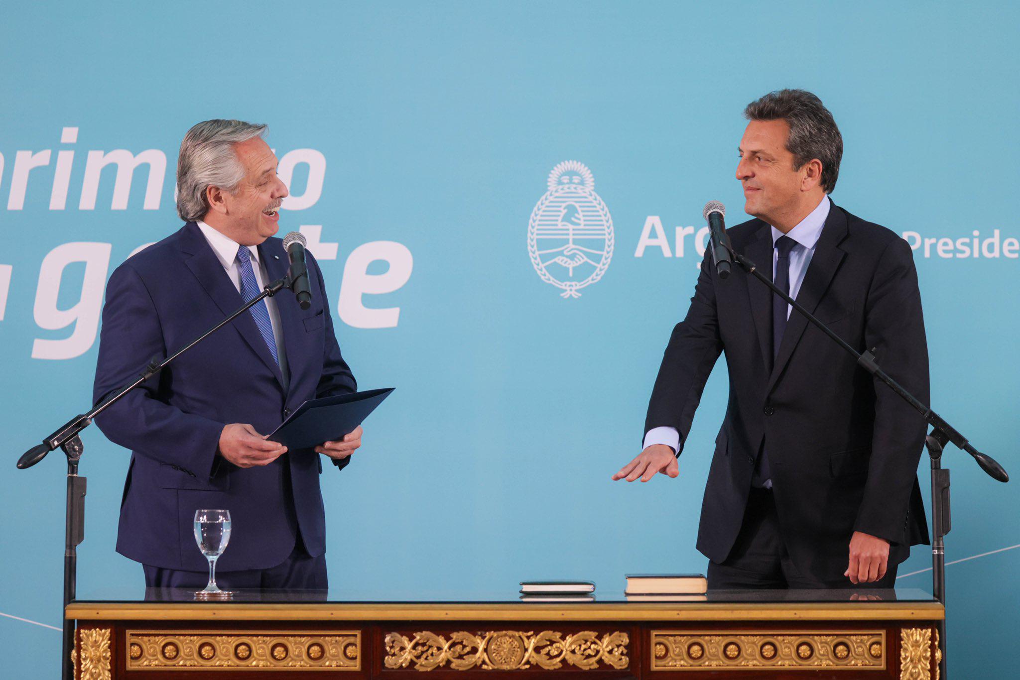 Sáenz saludó la asunción de Sergio Massa