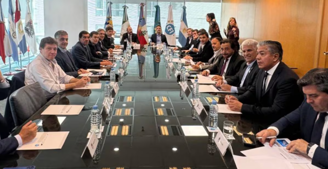 Gobernadores se reunen en el CFI con la coparticipación federal como eje central