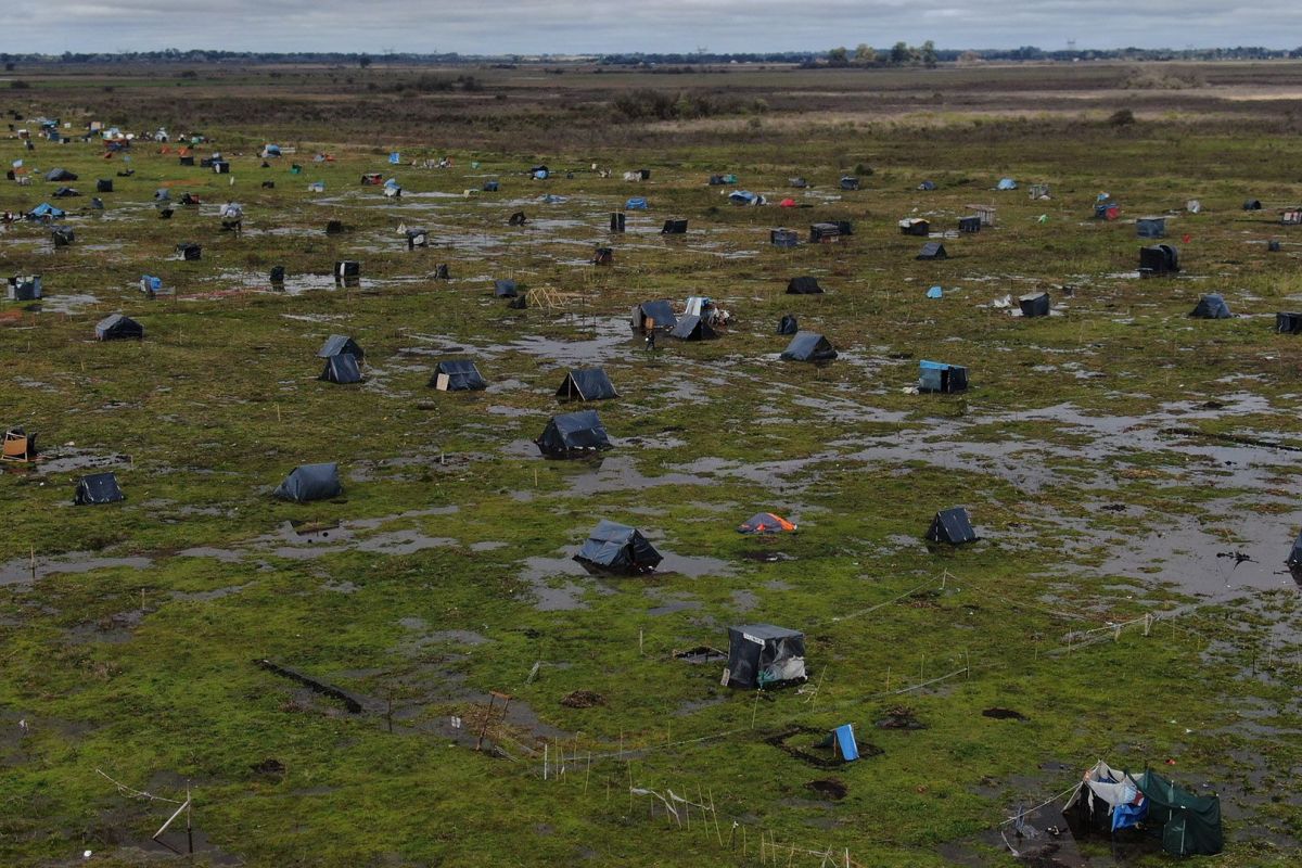 Quieren saber si el plan del Ejecutivo es trasladar usurpadores a municipios del interior